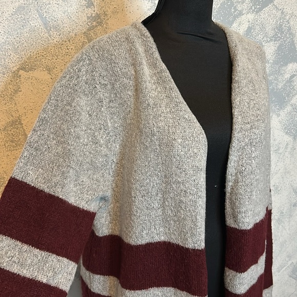 Absolutely Famous Gray and Red Color Block Cardigan Sweater - Picture 3 of 7
